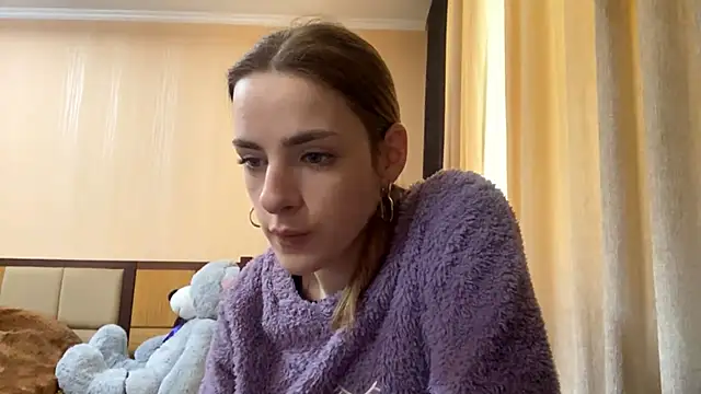 Snapshot of selianderol chatting on May 2026 07:35:01 AM selianderol online show from May 2026 07:35:01 AM