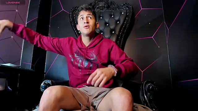 Axel Romanov online show from August 2026 01:05:01 PM