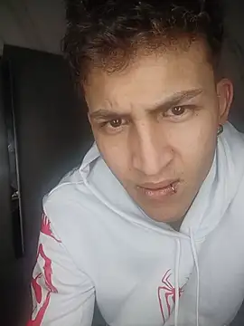Axel Romanov online show from August 2026 01:17:02 PM