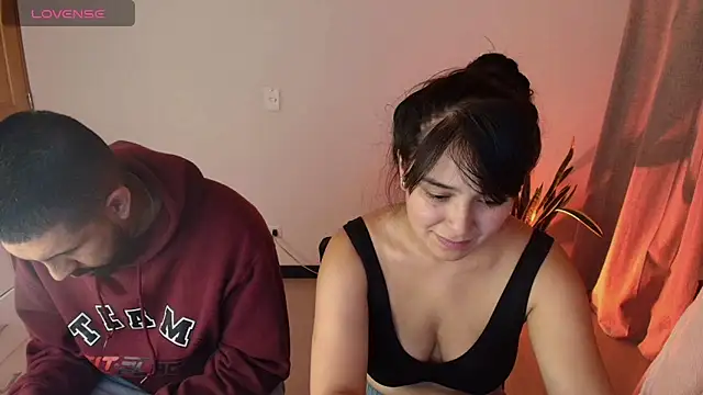 Alyssa and DAngelo online show from May 2026 02:04:01 AM