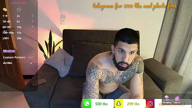 Alyssa and DAngelo online show from June 2026 02:33:01 AM