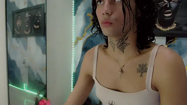 Darianna A online show from June 2026 01:09:02 PM