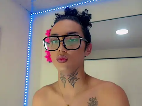 Snapshot of Darianna_A chatting on May 2026 09:29:02 PM Darianna A online show from May 2026 09:29:02 PM