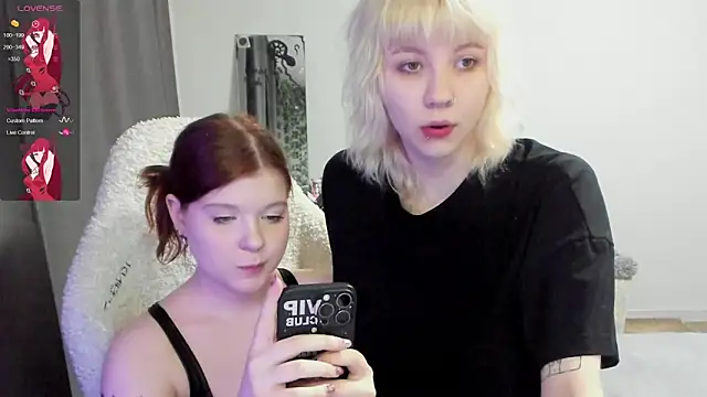 DivaDaisies online show from April 2026 08:33:01 PM