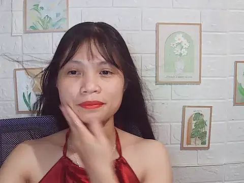 -Lucie-e online show from May 2026 01:41:01 PM