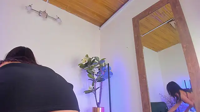 megan shyne online show from June 2026 06:35:02 AM