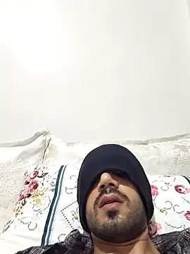 Zamatza online show from April 2026 01:28:01 AM