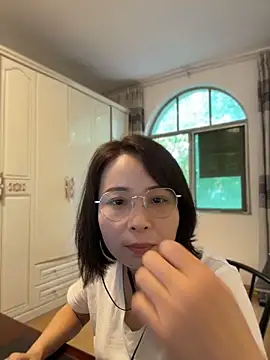 lisha521 online show from June 2026 01:37:01 AM