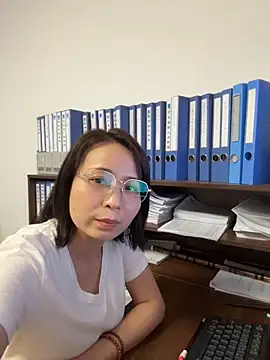 lisha521 online show from June 2026 02:00:02 AM