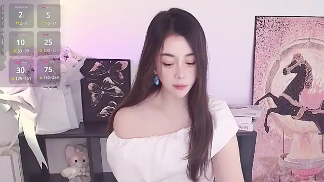 Moon-66 online show from May 2026 03:55:02 AM