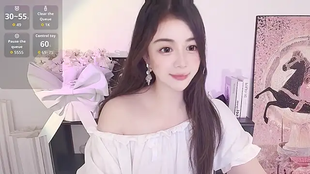 Moon-66 online show from May 2026 02:20:02 PM