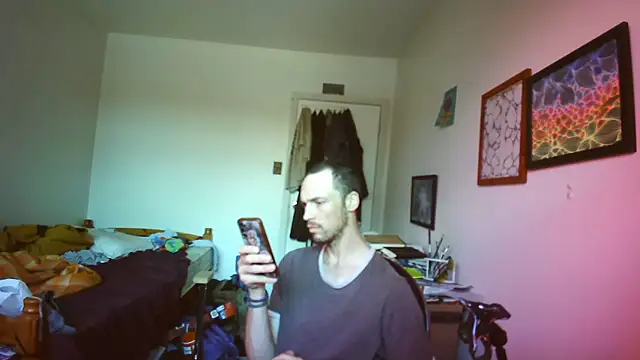 JohnnyMoves online show from July 2026 05:19:02 PM