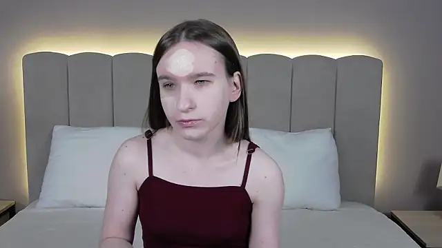 MarliinNova online show from May 2026 04:16:01 AM
