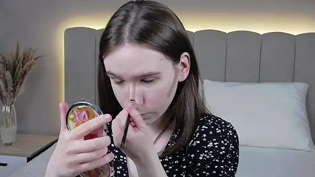 MarliinNova online show from April 2026 04:57:02 AM