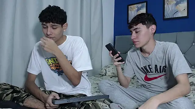 Snapshot of Thiago_And_Gael chatting on June 2026 12:05:01 AM Thiago And Gael online show from June 2026 12:05:01 AM
