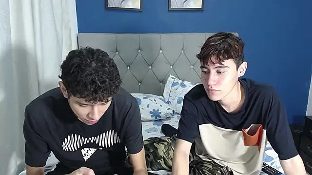 Snapshot of Thiago_And_Gael chatting on July 2026 12:22:01 AM Thiago And Gael online show from July 2026 12:22:01 AM