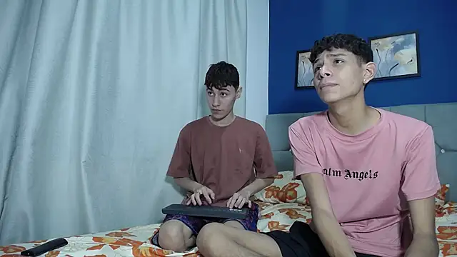 Snapshot of Thiago_And_Gael chatting on June 2026 02:17:01 AM Thiago And Gael online show from June 2026 02:17:01 AM
