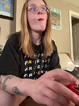 skyerose11 online show from April 2026 11:44:02 PM