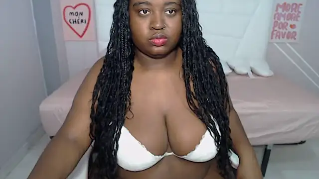 curvyblackwoman online show from May 2026 07:00:02 PM