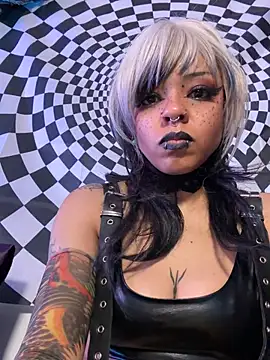 nerdyhotgoth online show from May 2026 02:35:02 PM