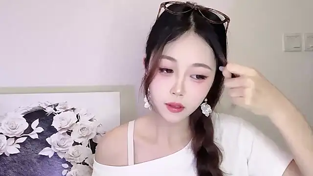 KiKi-011 online show from May 2026 07:17:01 AM