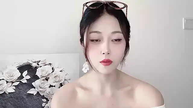 KiKi-011 online show from May 2026 07:04:02 AM