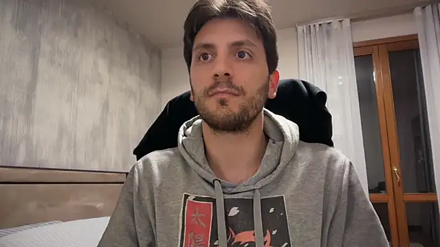 italianass94 online show from April 2026 06:47:01 PM