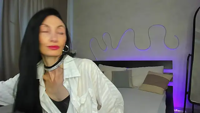Avrora Mars online show from May 2026 09:14:01 AM