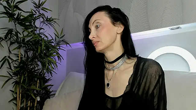 Avrora Mars online show from May 2026 02:10:03 AM