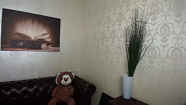 KyloEast online show from July 2026 05:30:01 AM