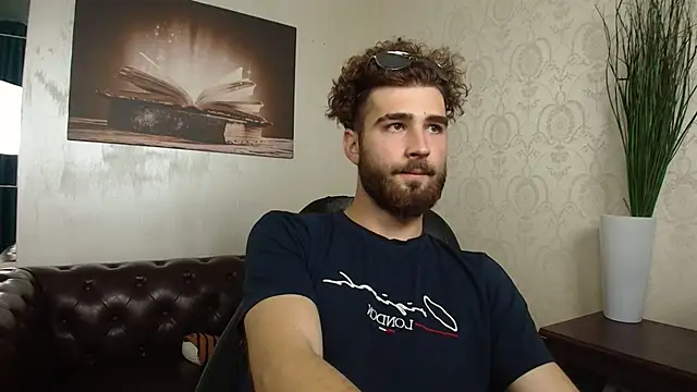 KyloEast online show from June 2026 07:25:01 AM