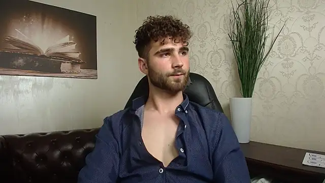 KyloEast online show from May 2026 04:54:01 PM