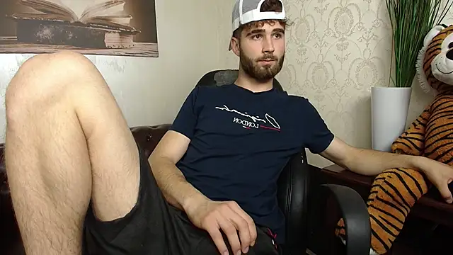 KyloEast online show from May 2026 08:44:01 AM