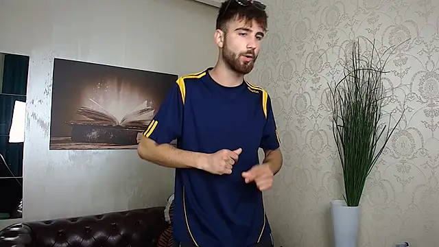 KyloEast online show from July 2026 04:24:01 AM