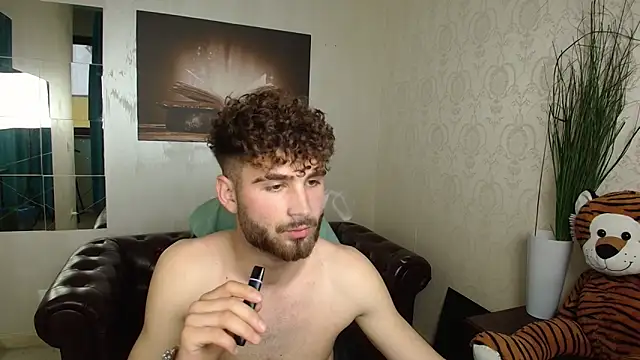 KyloEast online show from May 2026 04:59:05 PM
