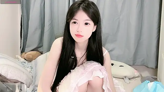 Snapshot of XiaoMei-iiiiii chatting on May 2026 07:17:01 PM XiaoMei-iiiiii online show from May 2026 07:17:01 PM