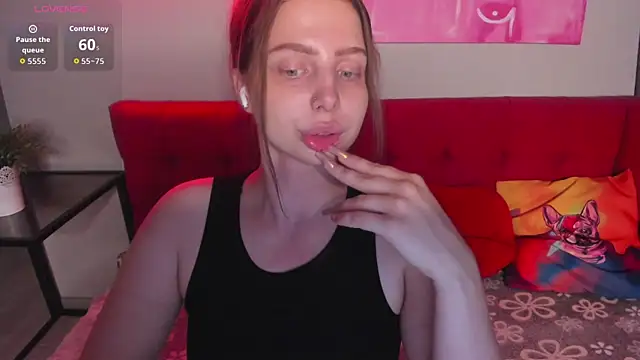 Snapshot of ReneeBlair chatting on July 2026 02:00:02 AM ReneeBlair online show from July 2026 02:00:02 AM