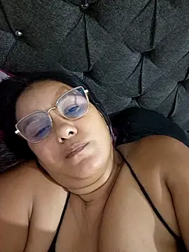 Samanta-42 online show from May 2026 03:36:01 AM
