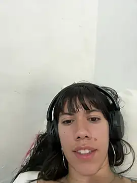 drea-an online show from April 2026 09:39:33 PM