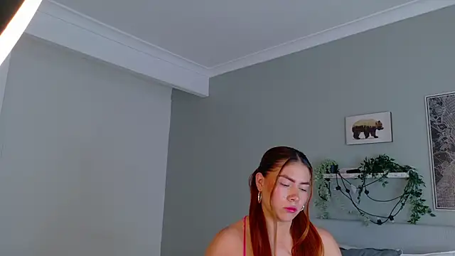 SofiaDiamond  online show from April 2026 07:20:01 PM