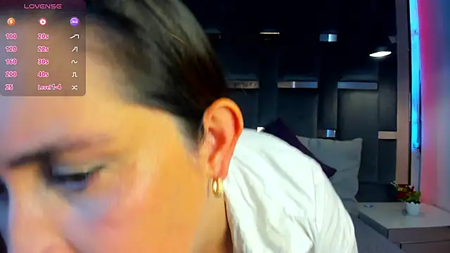 Maturetitsx69 online show from April 2026 01:37:01 PM