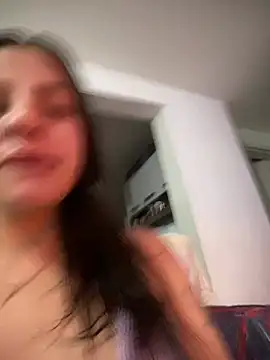 Livia-cortez online show from May 2026 01:44:02 AM