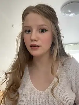 Snapshot of LilianHowards chatting on May 2026 11:13:02 AM LilianHowards online show from May 2026 11:13:02 AM