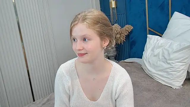 Snapshot of LilianHowards chatting on June 2026 10:27:01 AM LilianHowards online show from June 2026 10:27:01 AM