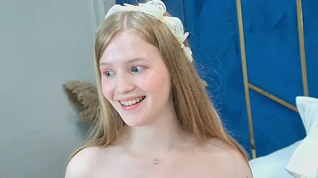Snapshot of LilianHowards chatting on July 2026 01:12:01 PM LilianHowards online show from July 2026 01:12:01 PM
