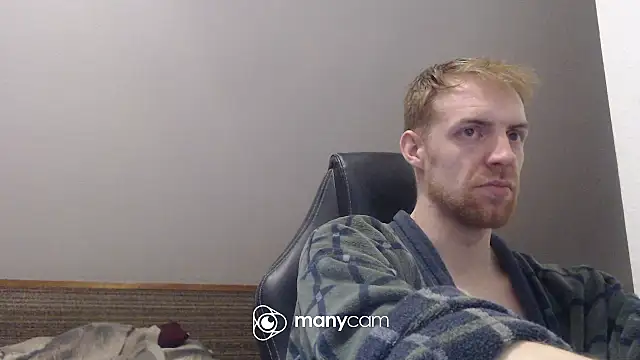 Milkyman7 online show from November 2025 11:52:02 PM