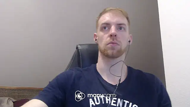 Milkyman7 online show from October 2025 06:41:02 PM