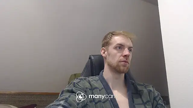 Milkyman7 online show from November 2025 08:57:01 PM