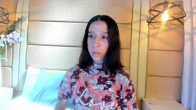 IsabellaPhil online show from April 2026 03:54:02 AM