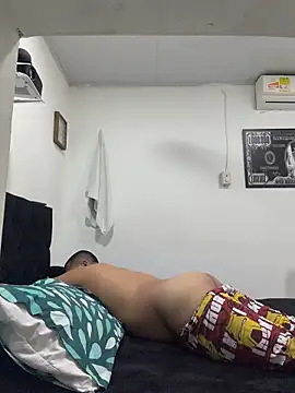 Snapshot of Patricio_02 chatting on May 2026 12:37:02 PM Patricio 02 online show from May 2026 12:37:02 PM